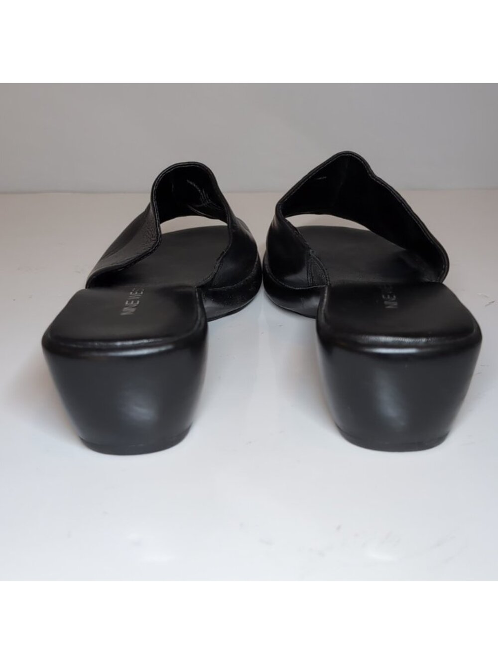 💠Nine West Grimace Black Leather Low Wedge Slide Sandals Womens Size 6 - Picture 6 of 11